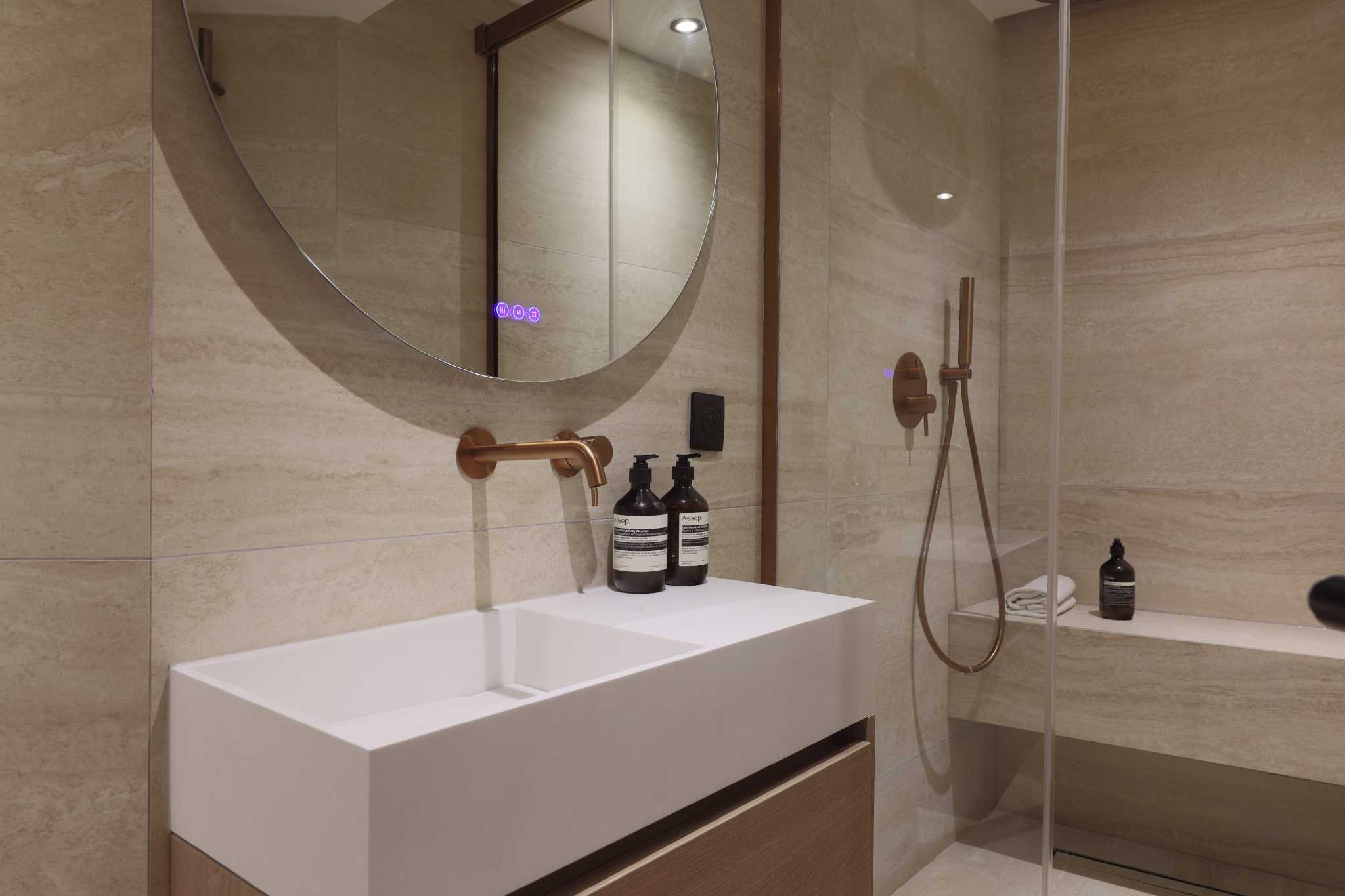 Elegant Studio A/C Montorgueil Grands Boulevards - Tap to explore photos