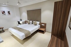 Hotel Veesons Executive