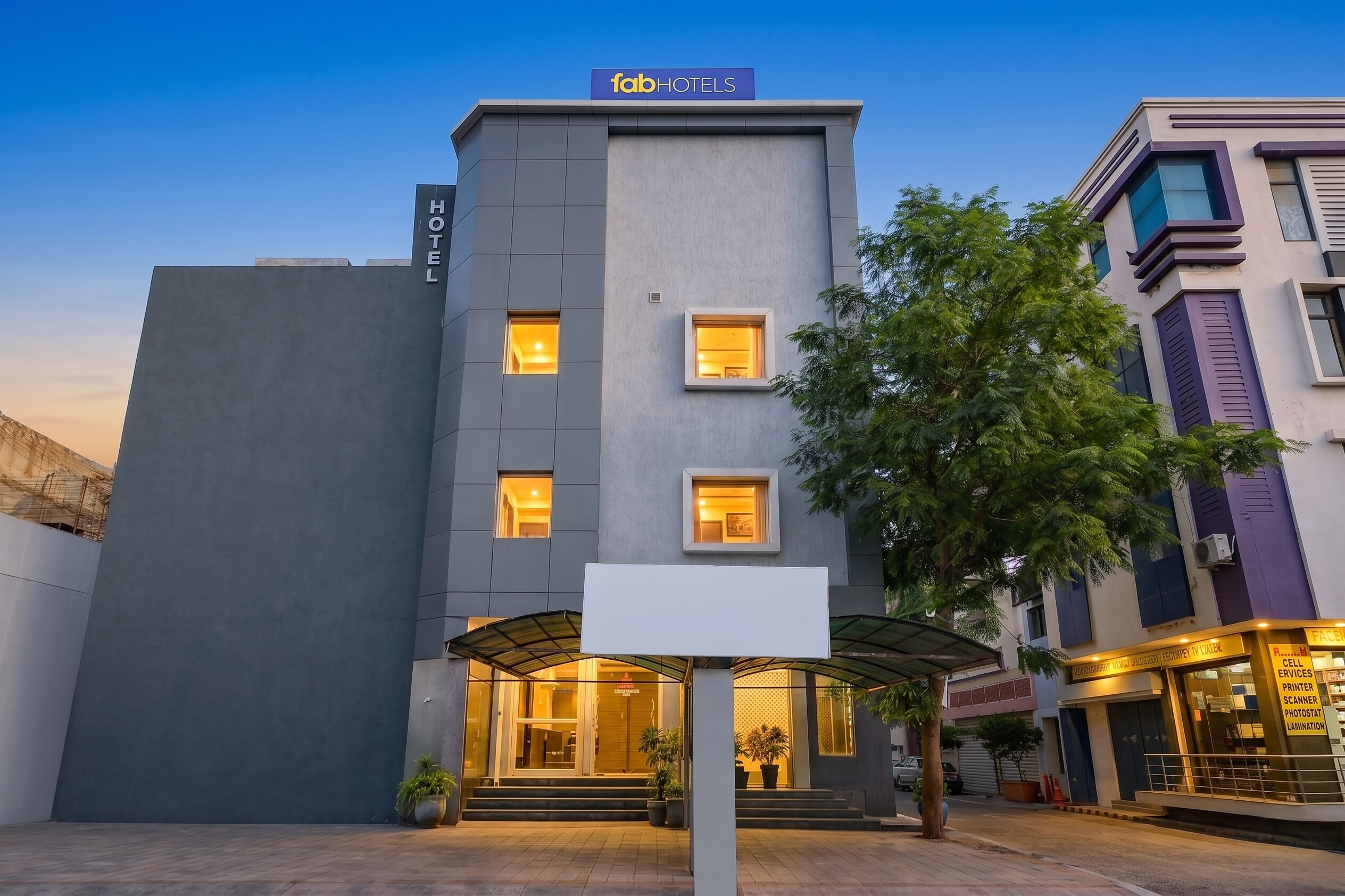 FabHotel Mansarovar Retreat - Tap to explore photos