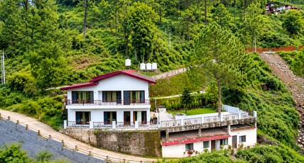 Pinewood Manor  In Solan   Kasauli Room Type - Pinewood Manor  In Solan   Kasauli