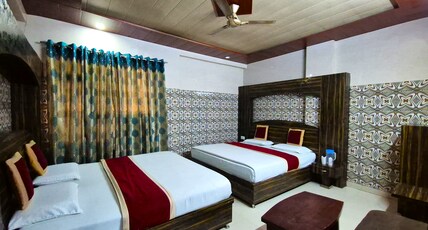 Hotel Vidhya  Room Type - Family room