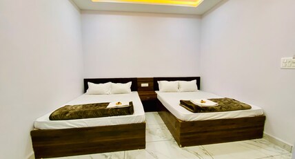 Hotel Laxmi palace and restaurant Room Type - Four Bed Non-AC Room