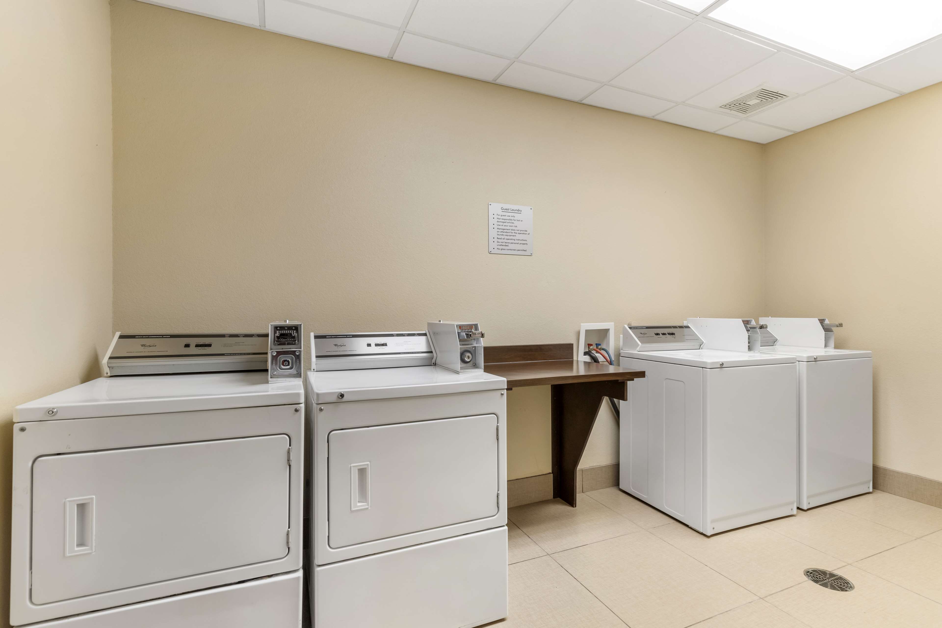 Best Western Plus Longhorn Inn & Suites - Tap to explore photos