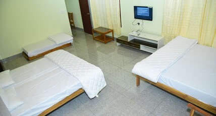 Coorg Meadows, HOMESTAY Room Type - Triple Bedroom