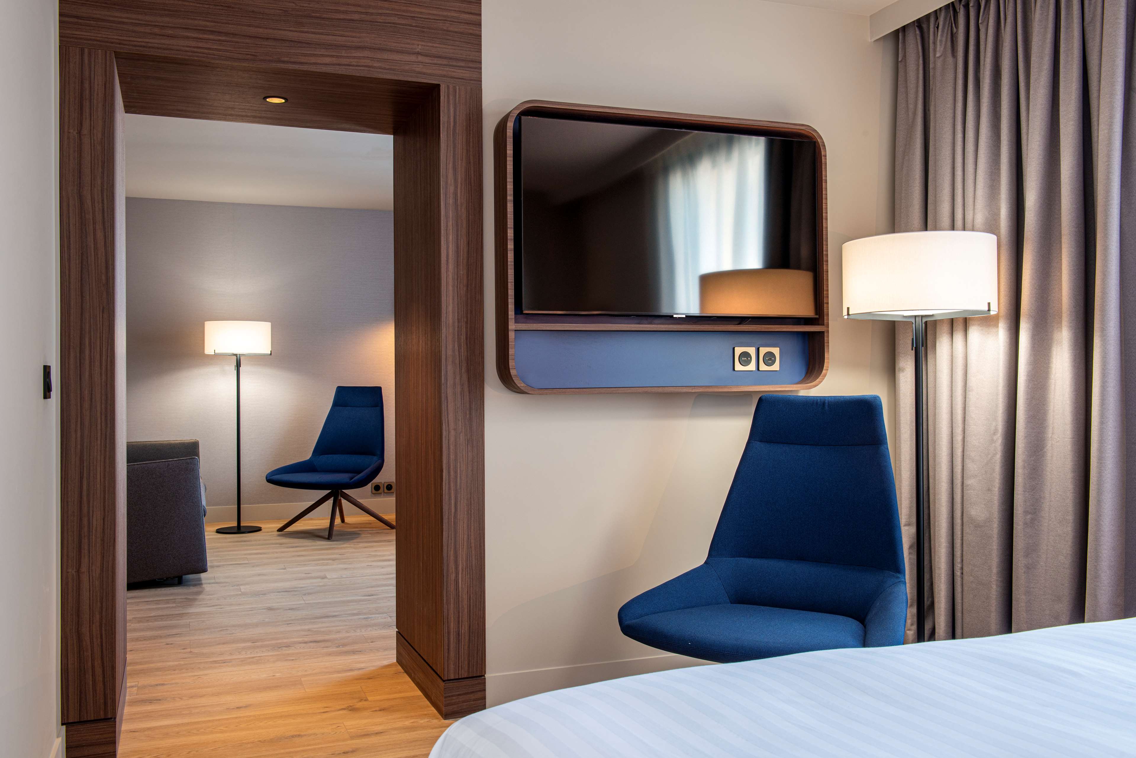 Radisson Blu Hotel, Rouen Centre - Tap to explore photos