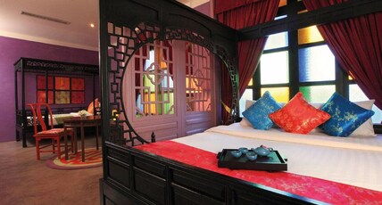 Shanghai Mansion Bangkok Room Type - Family Suite