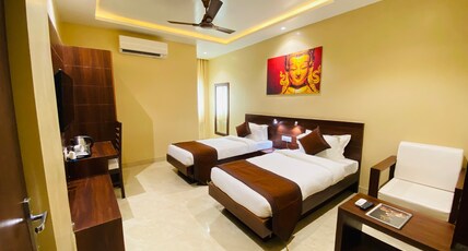 Sangam Hotel Room Type - Deluxe Ac Room