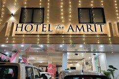 Hotel The Amrit