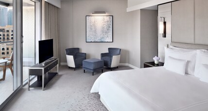 Address Downtown Room Type - Executive Suite City View