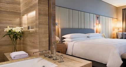 JW Marriott Hotel New Delhi Aerocity Room Type - Executive Club with Bathtub & Seating Area & Lounge access JW Marriott Hotel New Delhi Aerocity Room Type - Executive Club with Bathtub & Seating Area & Lounge access