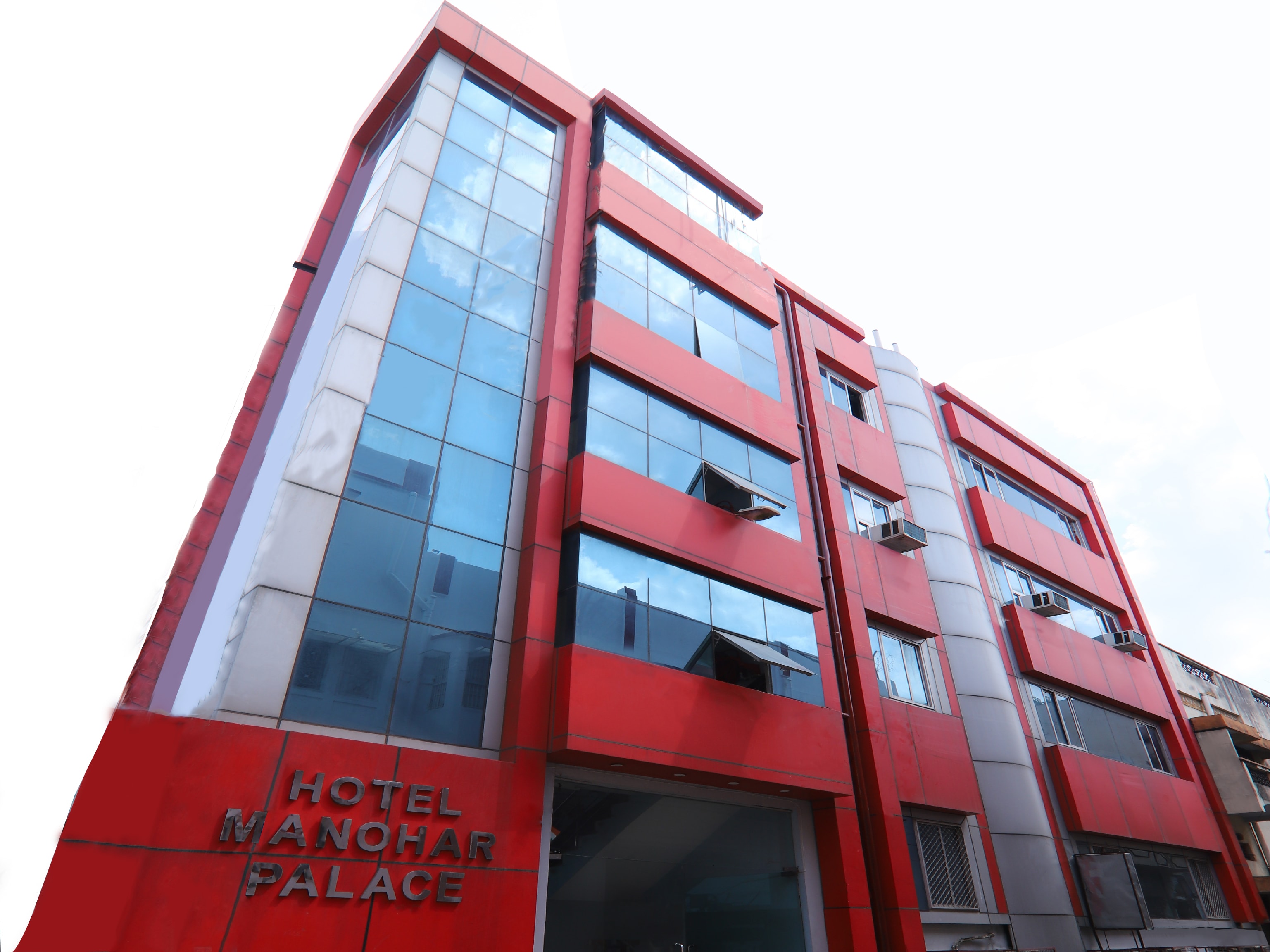 Hotel Manohar Palace - Tap to explore photos