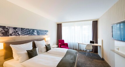 Best Western Plus Parkhotel Velbert Room Type - 1 Double Bed, Modern Design, Free W-Lan, Flat Screen Television