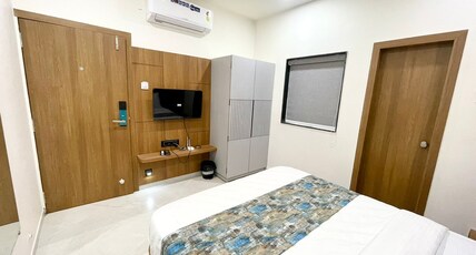 Hotel Royal Elite Room Type - Classic Room