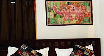 Hotel Chandra Inn Room Type - Deluxe Room