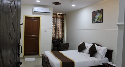 Maldives Inn Room Type - Deluxe Room