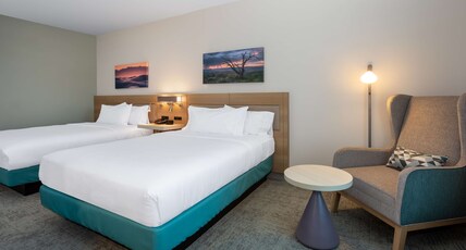 Hilton Garden Inn Albuquerque Downtown Room Type - 2 QUEEN BEDS MOUNTAIN VIEW