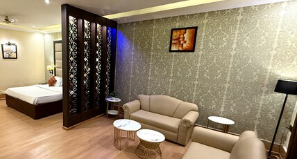 Hotel Diplomat Residency Room Type - Luxury Suite
