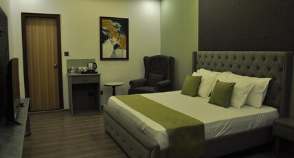 The royal palace inn Room Type - THE MAHARANI SUITE