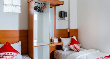 Hotel O Mandiri Guest House Syariah Room Type - Indonesia Standard Twin Hotel O Mandiri Guest House Syariah Room Type - Indonesia Standard Twin