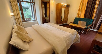 Tourist Hotel (10 Mins Walking from Mall), Manali Room Type - Family Room with private balcony Tourist Hotel (10 Mins Walking from Mall), Manali Room Type - Family Room with private balcony
