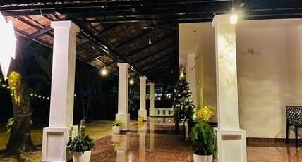SALT LIFE MARARI Room Type - AC Double Room