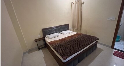 Shree Hari Palace | 900 Meter from Toran Dwar Room Type - Deluxe Room 