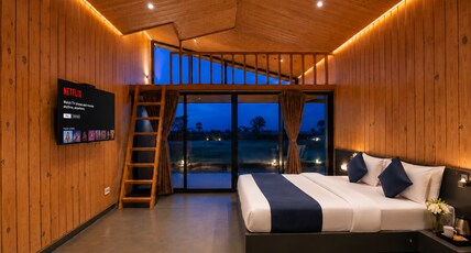 Shreephal Luxury Lake Resort - Hatgad, Saputara Room Type - Luxury Wooden Cottage with Mountain View Shreephal Luxury Lake Resort - Hatgad, Saputara Room Type - Luxury Wooden Cottage with Mountain View