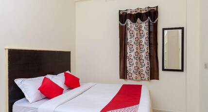 Hotel Garuda Residency Room Type - Standard Ac Room