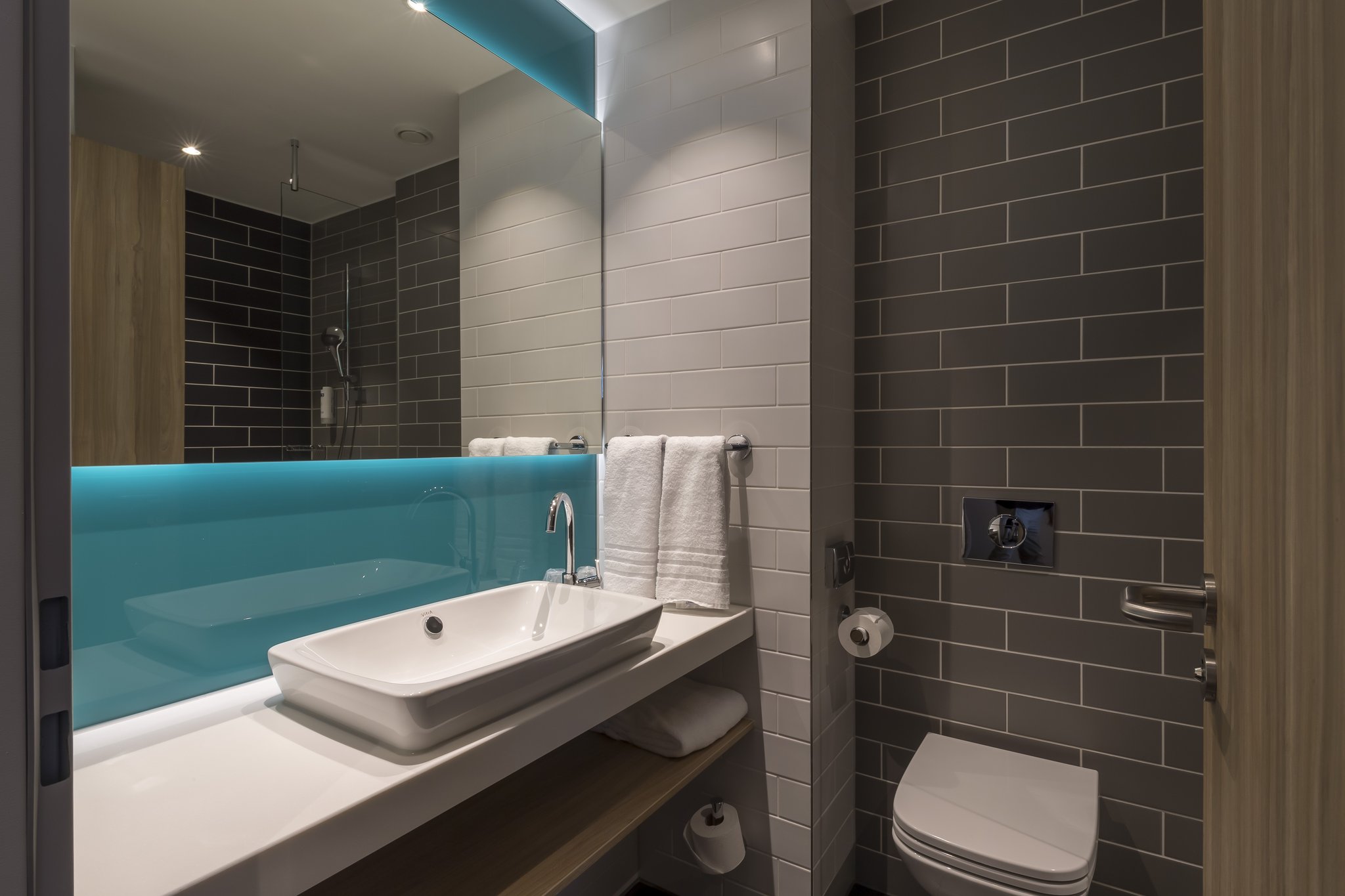 Holiday Inn Express Luzern - Kriens - Tap to explore photos