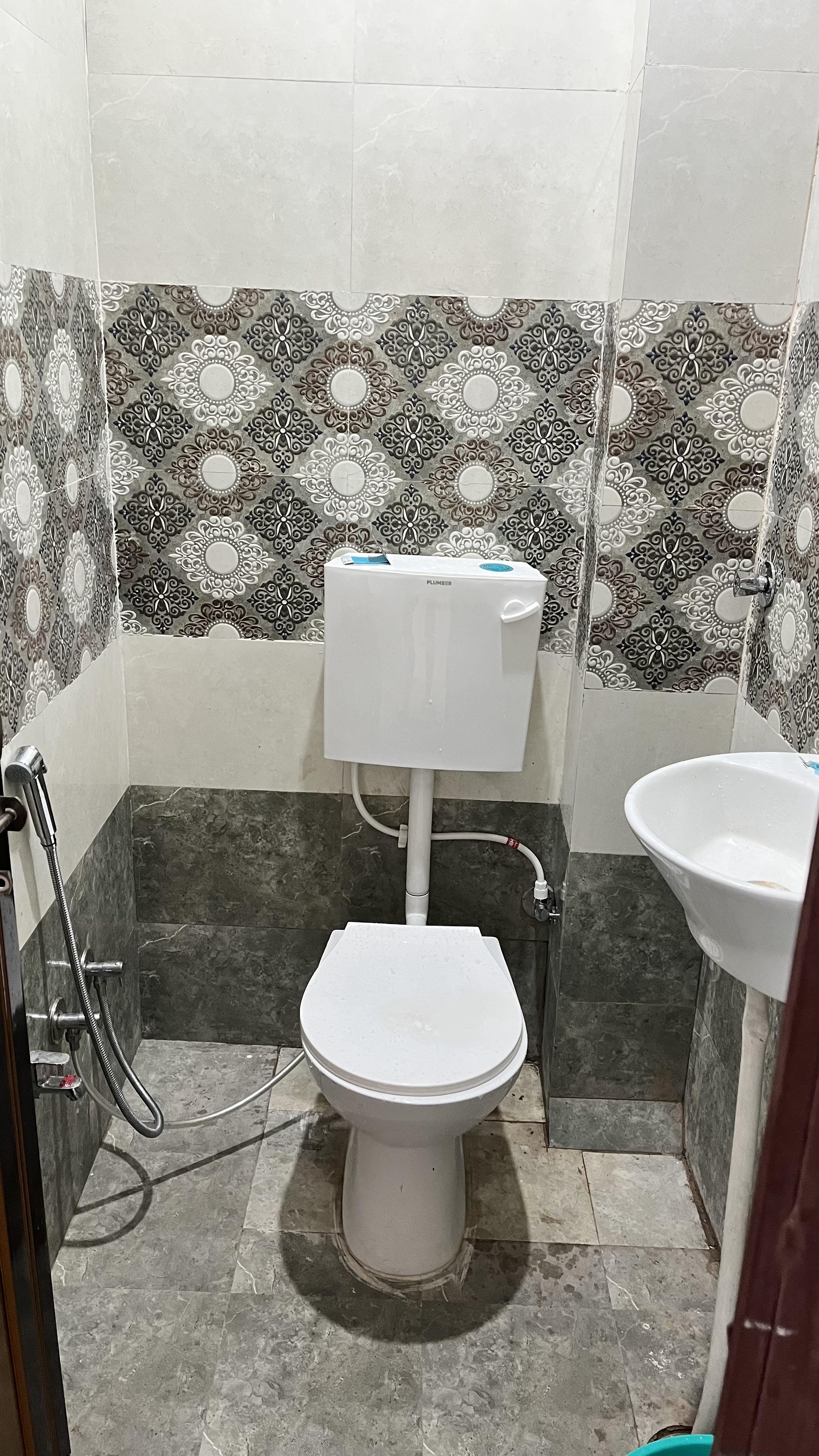 Balaji Stays - Tap to explore photos