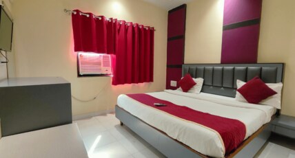 Hotel Jagdish Room Type - Deluxe Non A.C Room