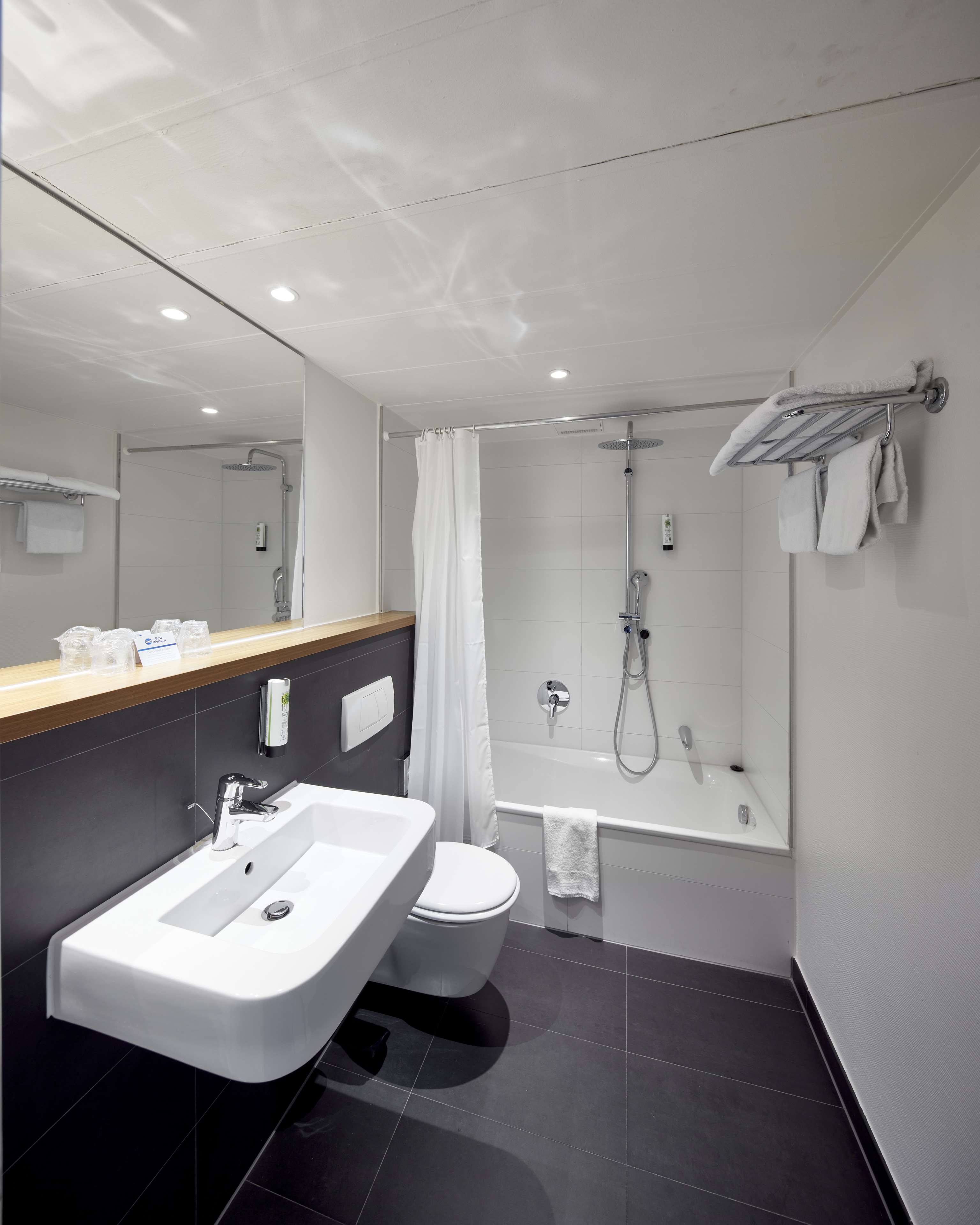 Best Western Hotel Trier City - Tap to explore photos