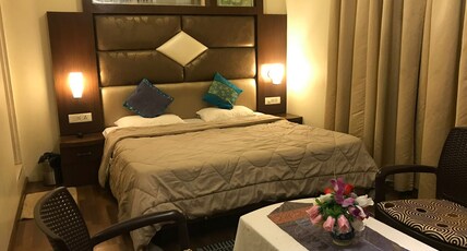 Mountain Breeze Room Type - Deluxe room 02