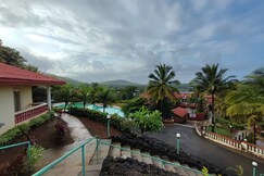 Indismart Woodbourne Resort