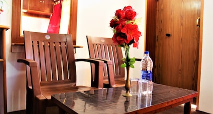 Thakur Niwas | Rooms in a Homestay Room Type - Deluxe