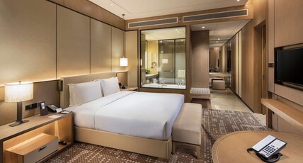 DoubleTree by Hilton Xiamen Haicang Room Type - K PR SUITE-PANORAMA BAY VW