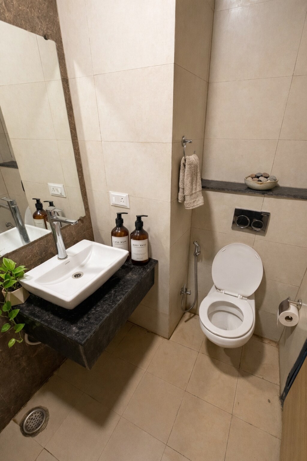 Cozy Sunset Stay | Couple Friendly Studio | City View Gaur City - Tap to explore photos