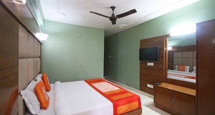 Hotel Charlene Room Type - Deluxe Room