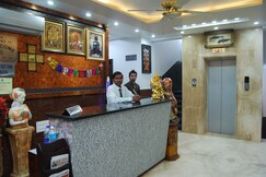 Hotel Jinendra Palace