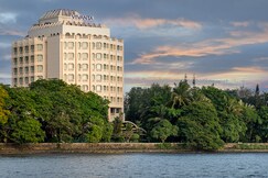 Vivanta Ernakulam, Marine Drive