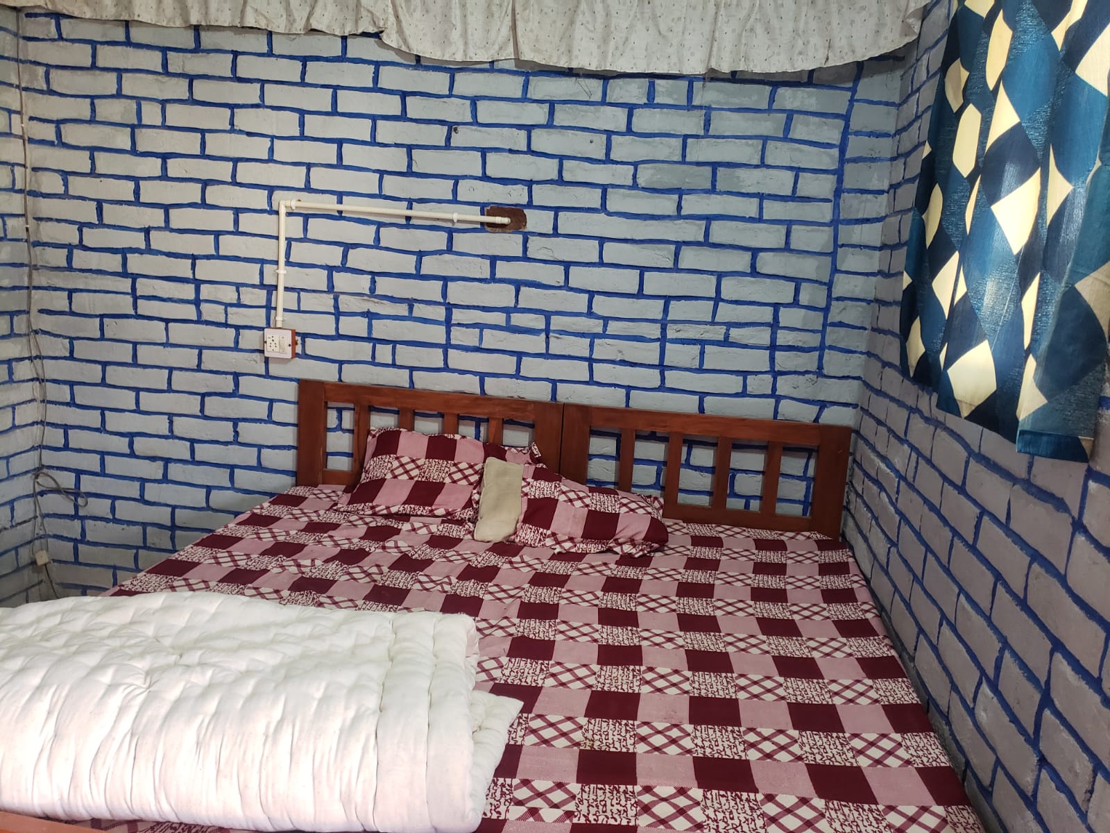 Hotel Rudra - Tap to explore photos