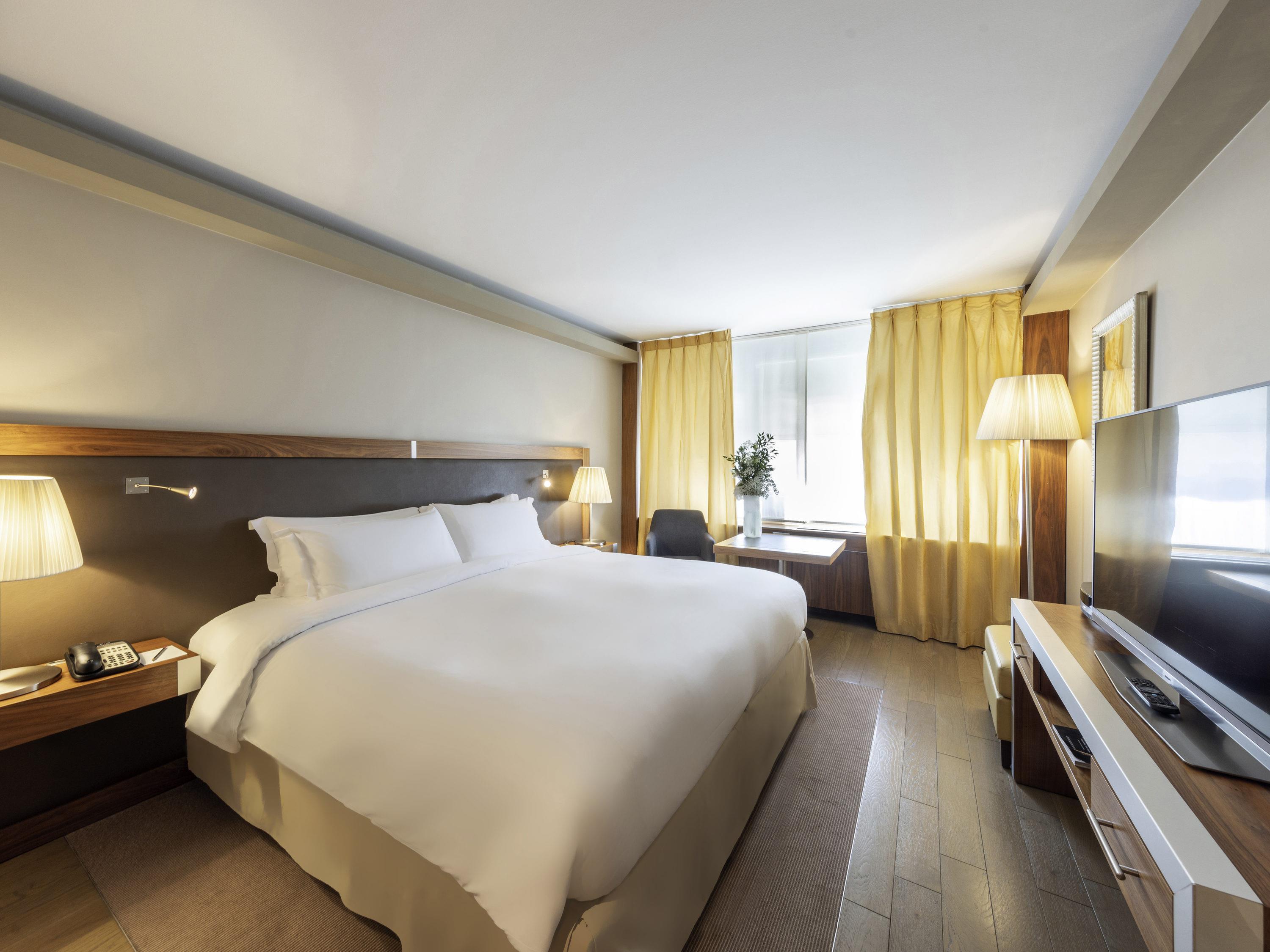 Sofitel Lyon Bellecour - Tap to explore photos