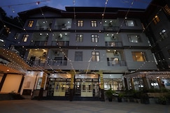Terrace Valley Hotel