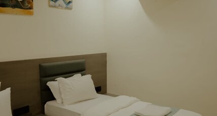 HOTEL NIVASA Room Type - Executive Twin Bed