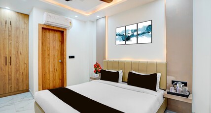 Townhouse Sarnath Stupa Varanasi Formerly RR Grand Room Type - Deluxe Room