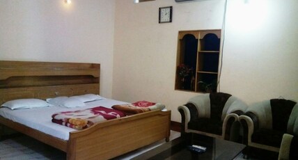 HOTEL AGANTUK Room Type - AC DELUX
