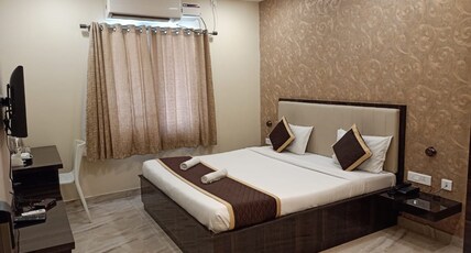 Veeras  Residencey Room Type - STANDARD ROOM