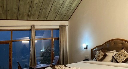 The Elesa Resort Room Type - Super Deluxe Room