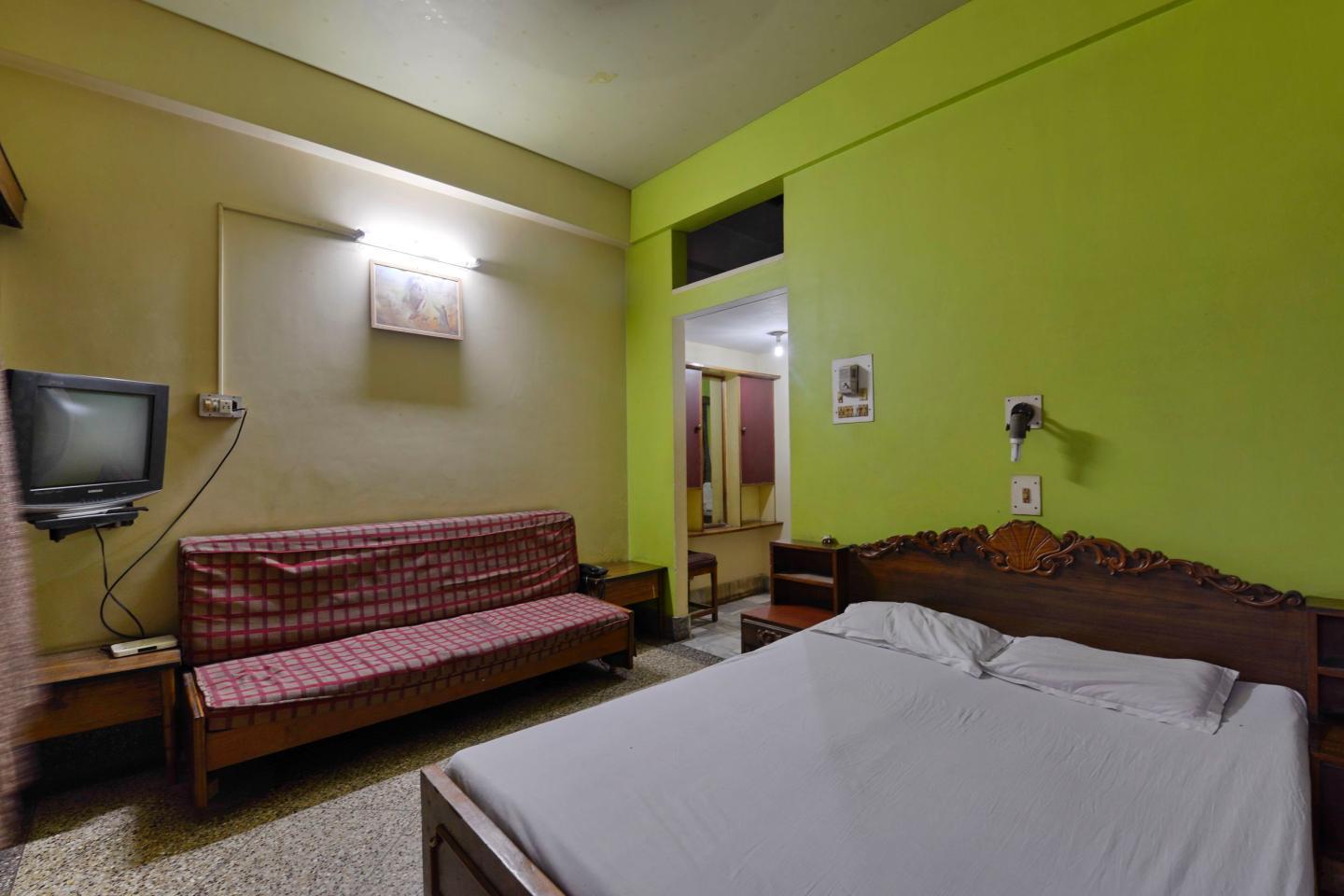 HOTEL YATRI - Tap to explore photos