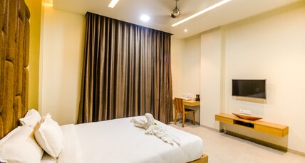 Elite Boutique Hotel Room Type - Super Deluxe AC Room